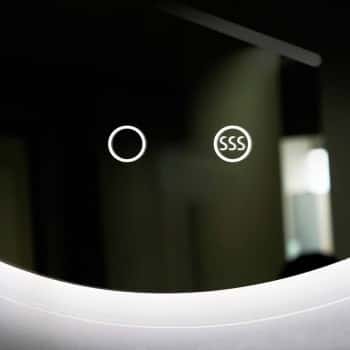 espejo con botones tactil